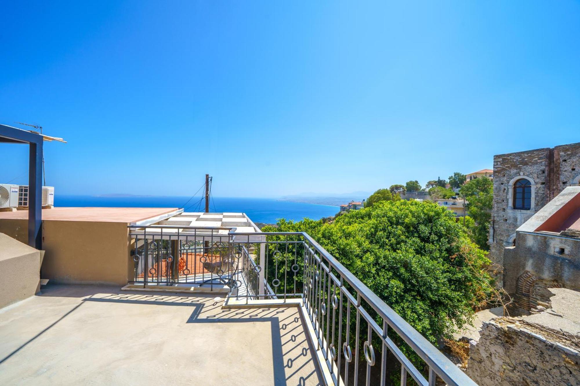 Rodiblue Village Apartment